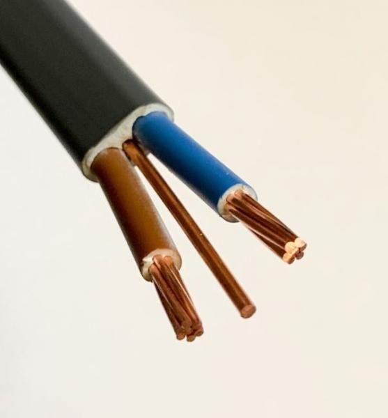 Diferentes tipos de alambres y cables eléctricos